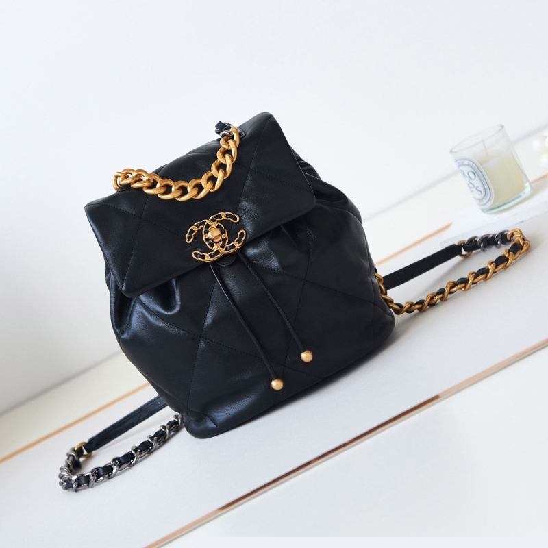 Ch*el bucket bags
